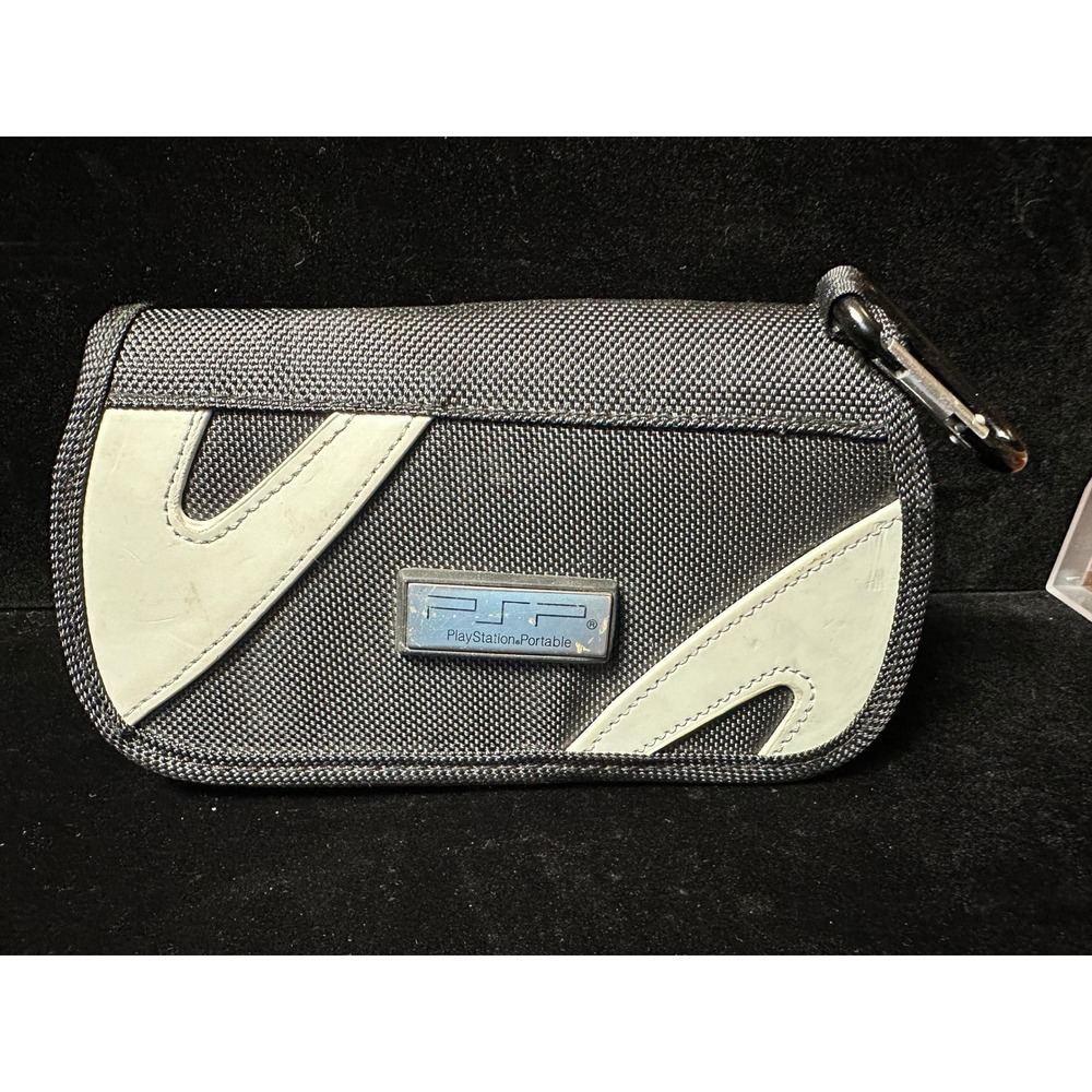 Sony PSP PlayStation Portable Travel Case BDA Nylon Pouch with Carabiner Gray